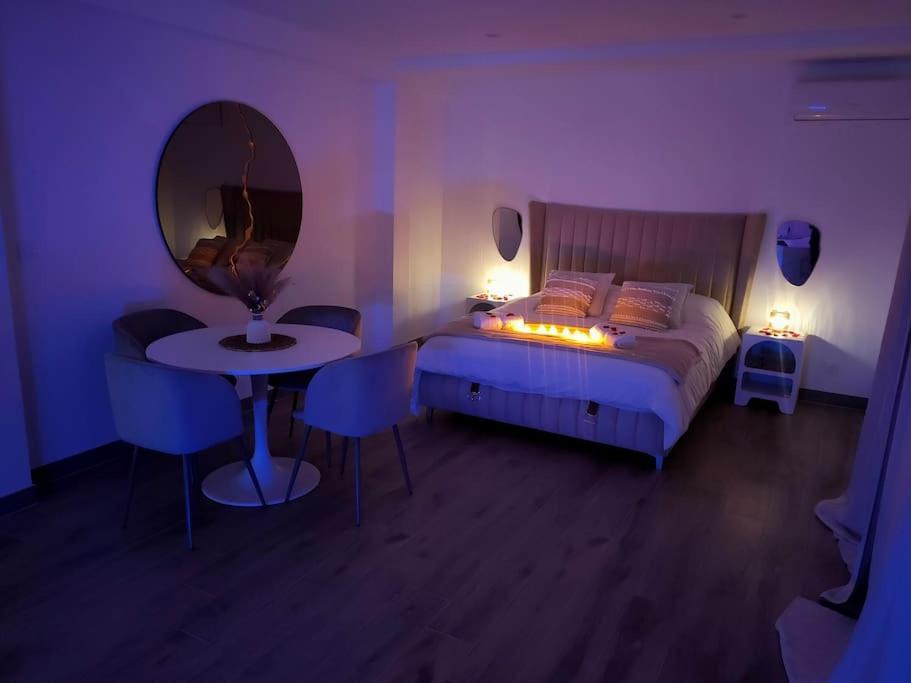 Love Room - Cocon Room - Toulon - Ollioules Eksteriør bilde